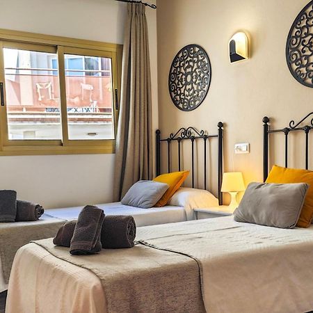 Hostal Dinamarca Сан-Антоніо Екстер'єр фото