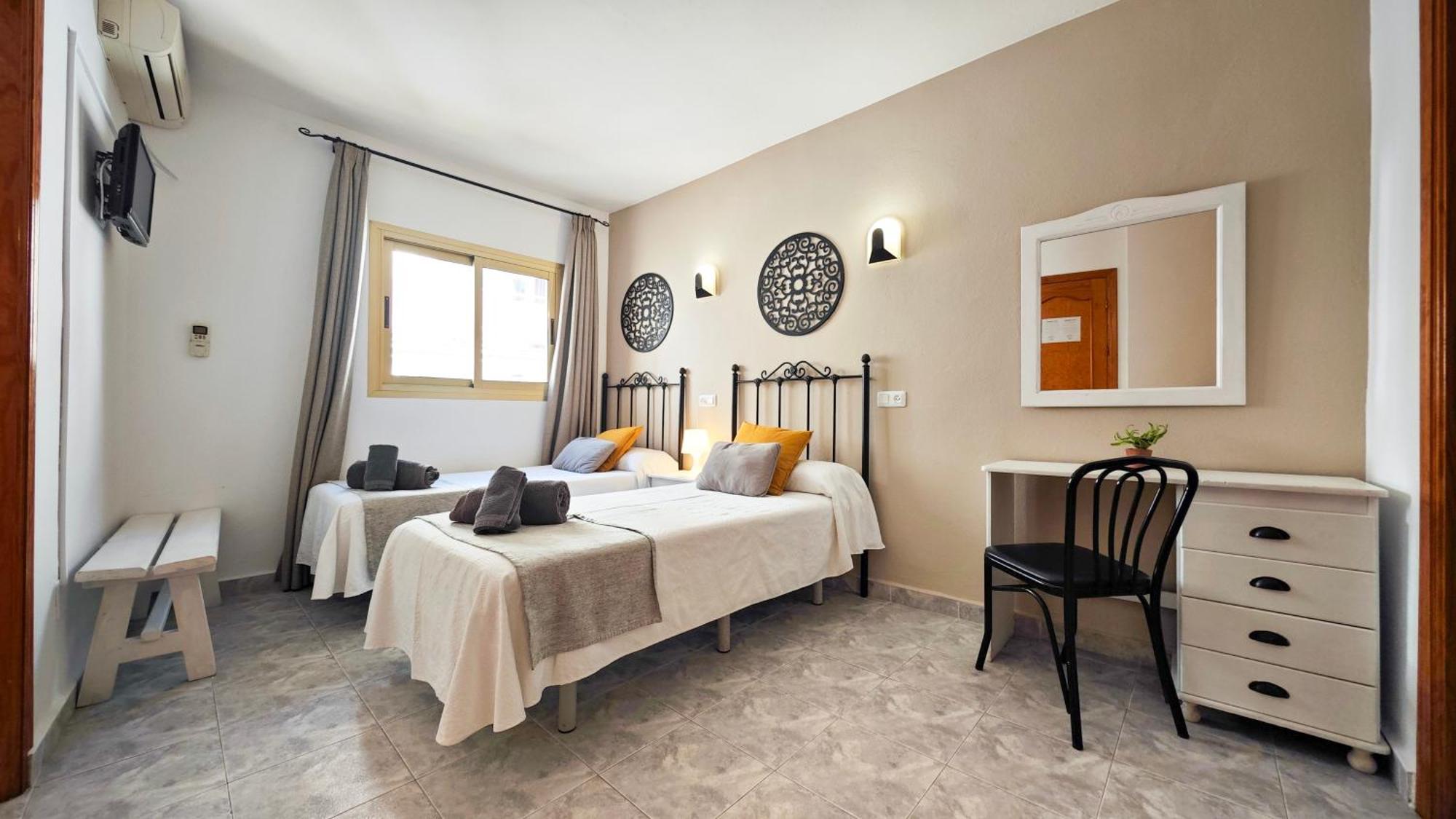Hostal Dinamarca Сан-Антоніо Екстер'єр фото