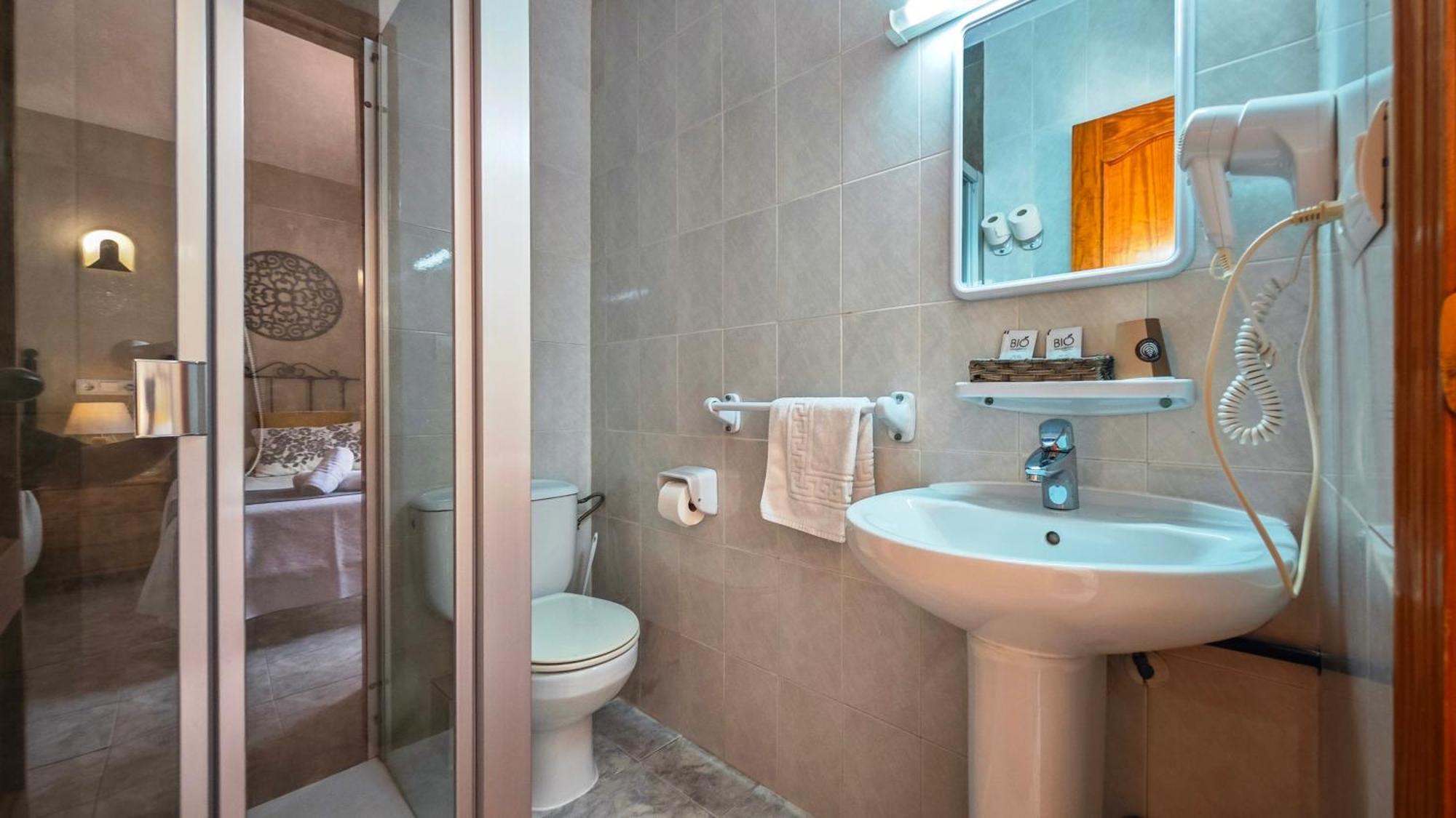 Hostal Dinamarca Сан-Антоніо Екстер'єр фото