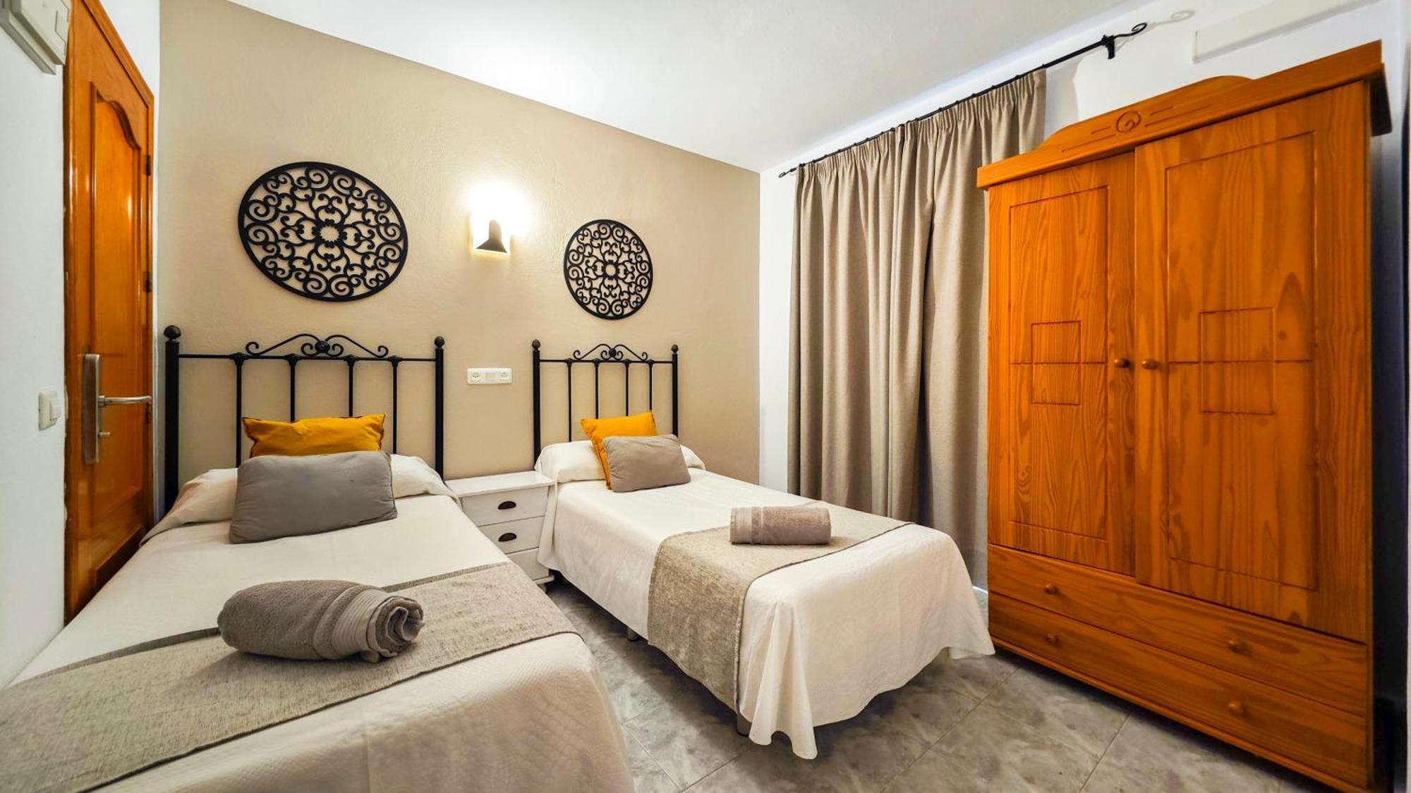 Hostal Dinamarca Сан-Антоніо Екстер'єр фото