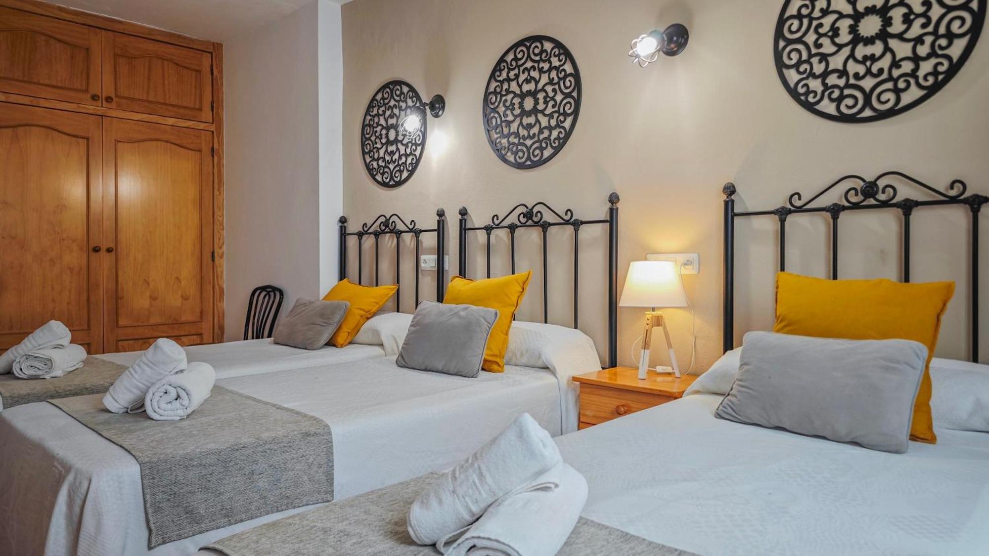 Hostal Dinamarca Сан-Антоніо Екстер'єр фото